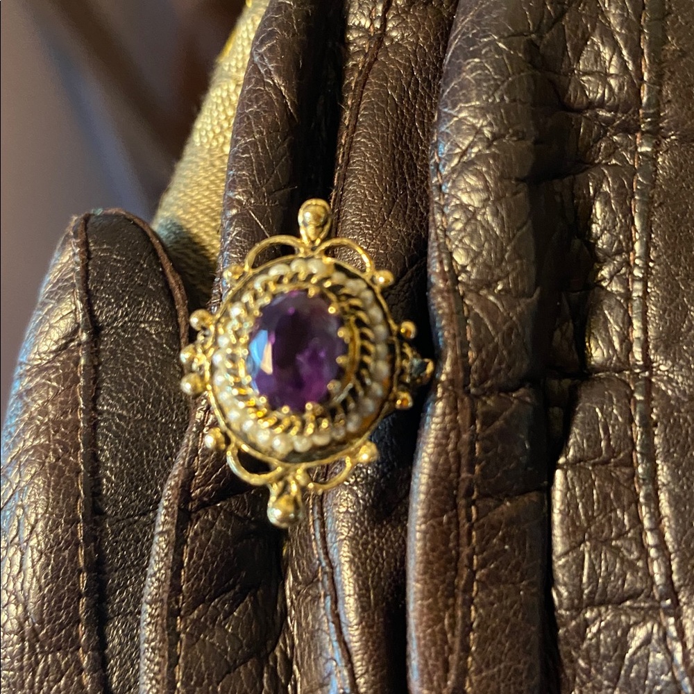 14 K Victorian Amethyst Ring - Picture 4 of 7